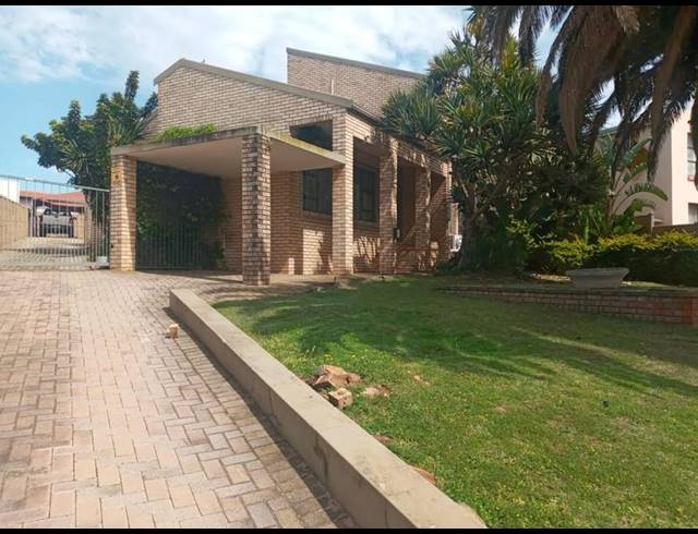 4 BEDROOM HOUSE FOR SALE IN WAVECREST